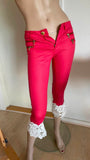 Pink-koralfarvede jeans med blonde