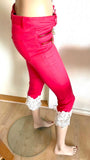 Pink-koralfarvede jeans med blonde